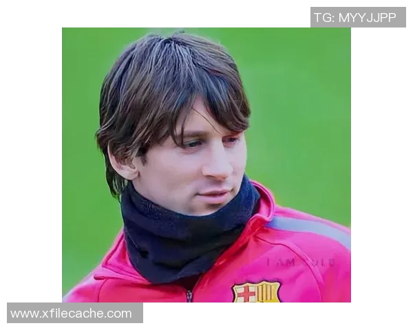 身高182厘米以上的足球明星们的传奇故事与成就分享 身高182厘米以上的足球明星们的传奇故事与成就分享